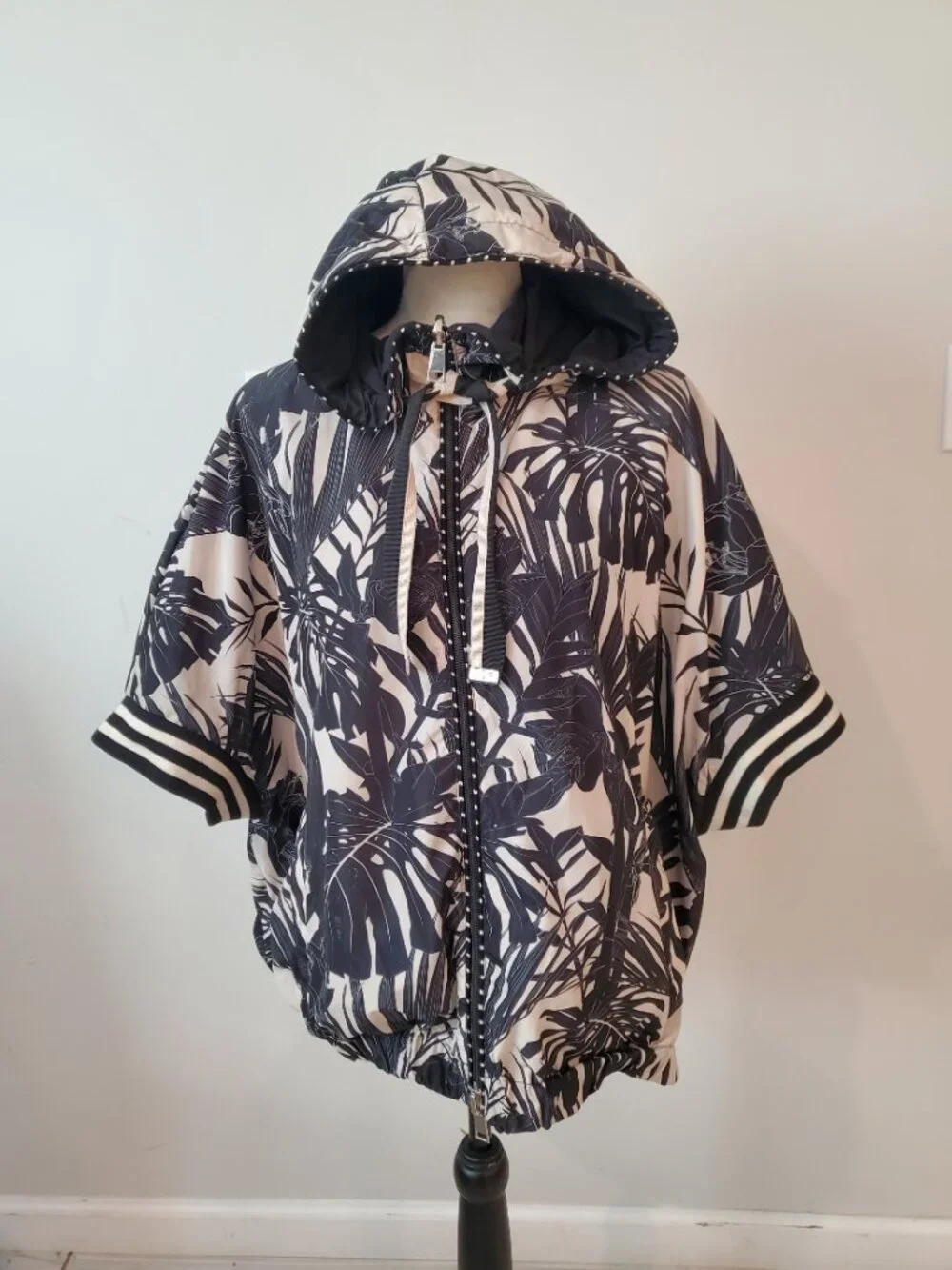 MDF Marco Del Forte Reversible Hooded Poncho Windbreaker Sz 46